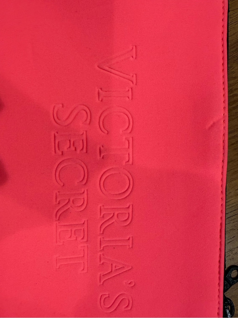 Victoria's Secret Hot Pink 'Beach' Zip Pouch - Picture 2 of 3